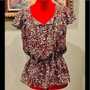 Apt. 9 lined sheer short flutter sleeve blouse size Medium